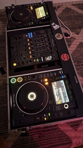 Pair cdj 2000 nxs2 djm900 - pair, of