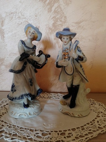 Coppia vecchie statue - coppia,