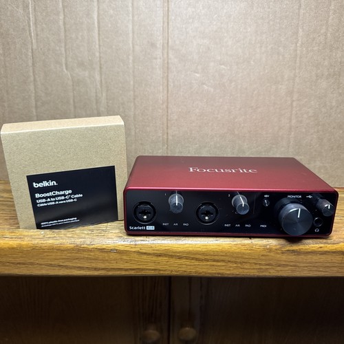 Focusrite scarlett 4i4 - scarlett,