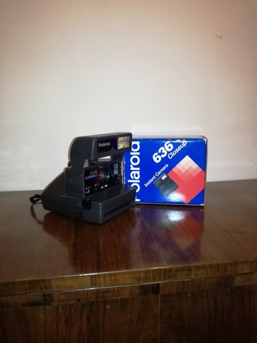Polaroid 636closeup instant - polaroid,