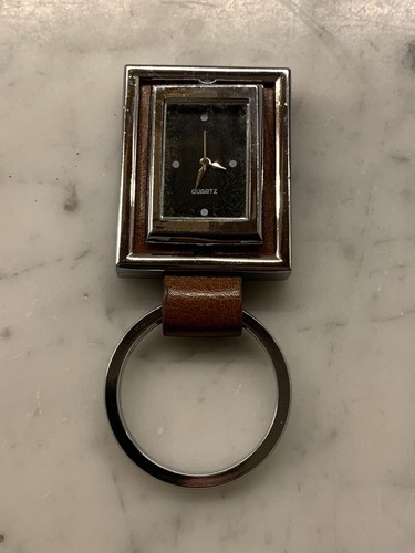 Portachiavi orologio stile