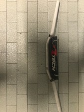 77303252 MANUBRIO NAKED One by Camamoto BIANCO