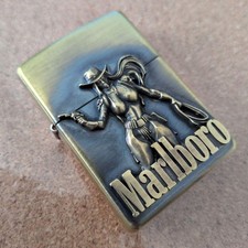 Accendino Zippo Marlboro Cowgirl metallo oro incisione lavorazione unilaterale regolare