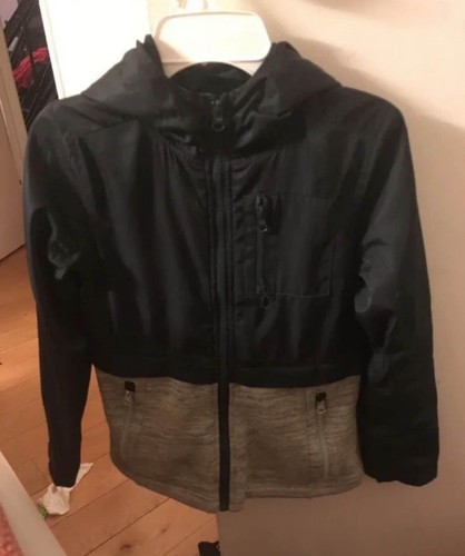 Giacca con cappuccio zip - e,