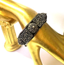 Antico bracciale etnico