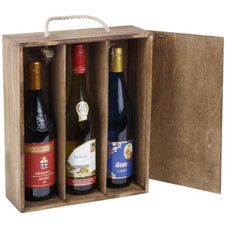 Bottiglie di vino in legno