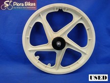 Ottimo cerchio bici anteriore