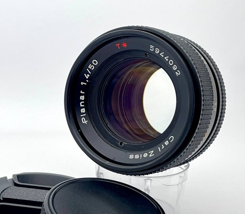 Carl zeiss planar - t, f/1.4