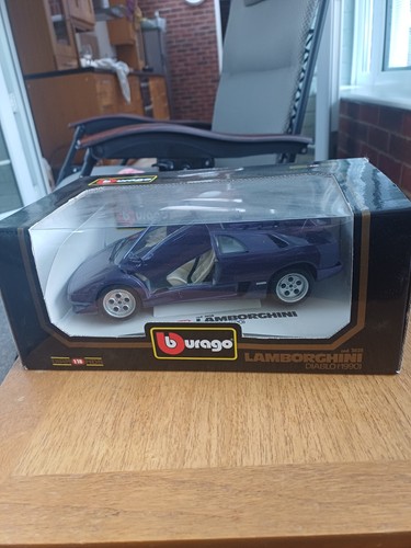 Bburago lamborghini - 18,