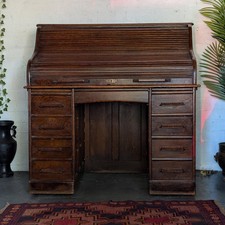 Scrivania antica rotabile in rovere con piccioni e piedistalli gemelli - classica primi 20t