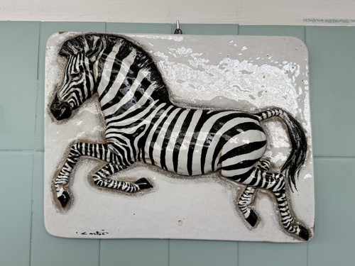 Bassorilievo zebra - bassorilievo,