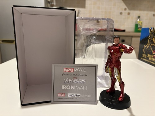 Action figure iron man - action,