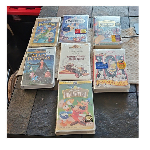 Walt disney home video - home, vhs