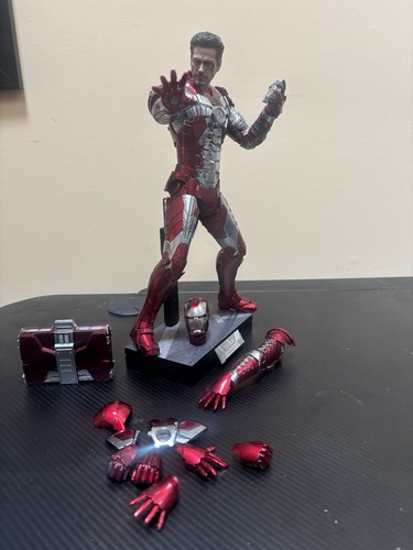 Hot toys mark iron man - iron,