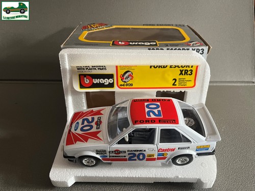 Ancienne voiture miniature - ancienne,