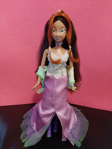 Aisha layla winx - layla, cammina