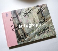 Autografato da tutti i membri