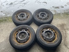 Cerchi in acciaio pneumatici