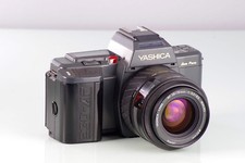 YASHICA CLASSIC CAMERA REFLEX