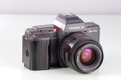 Yashica classic camera - camera, reflex