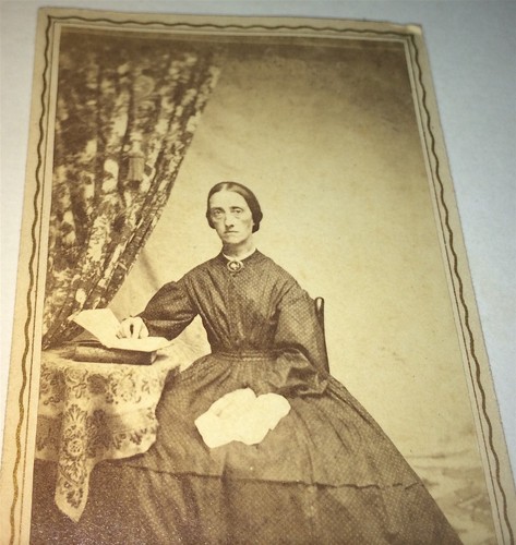 Rara antica signora - della, moda