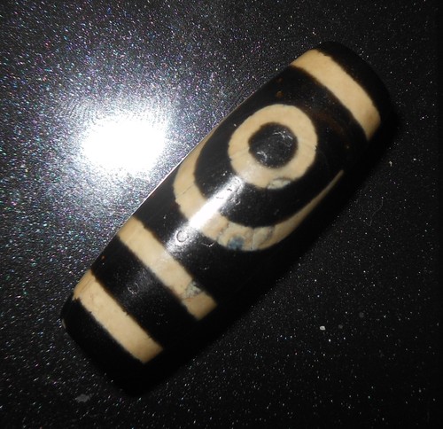 139 due occhi amuleto - n.,
