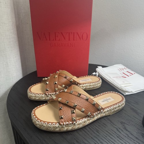 Valentino garavani rockstud - valentino,