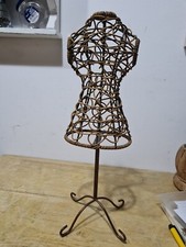 MANICHINO IN FERRO  PORTAORECCHINI ALT. 42 CM 