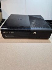 Microsoft Xbox 360 E Holiday
