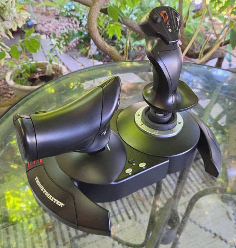 Thrustmaster flight hotas x - t-flight,