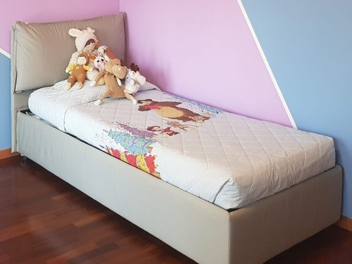 Letto singolo con contenitore