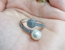 Anello perla e zirconi 