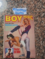 Corrier Boy Music 13
