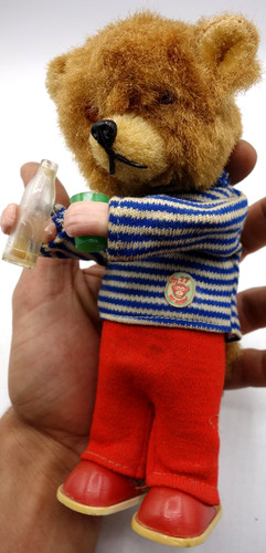 Ours automate peluche - ours, boit