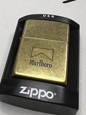 Accendino Zippo Marlboro Tetto Philip Morris Pubblicità Ottone Antico 2002 Non Acceso