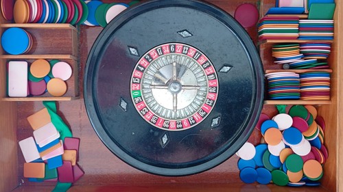 Roulette scatola legno - in,