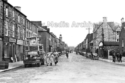 Qmm main street midleton - street,,