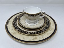 WEDGWOOD CORNUCOPIA 5 (Cinque) Pezzi Posto: Bone China Ottime Condizioni