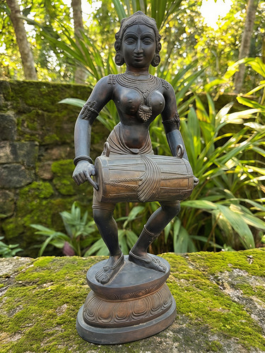 Grande statua dama - , in