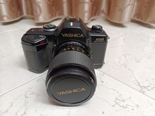 Macchina fotografica Yashica 108 Kyocera con obiettivo f/3.5-4.5 35-70mm