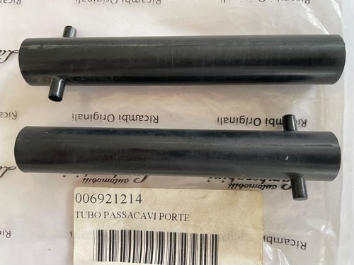 Tubo cablaggio porta