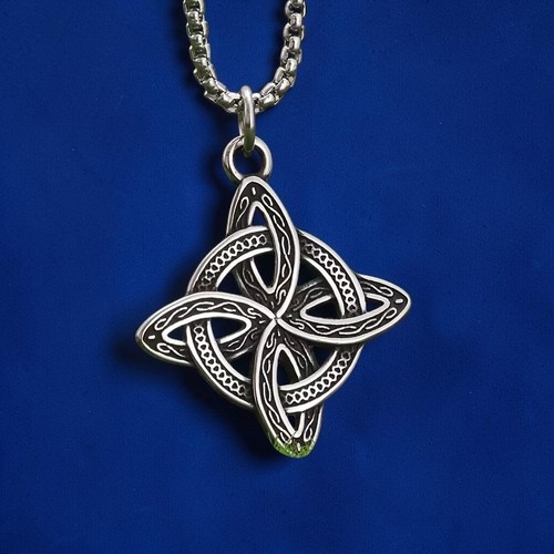 Collana acciaio - in,