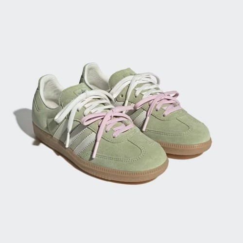 Molly mae adidas samba - molly,