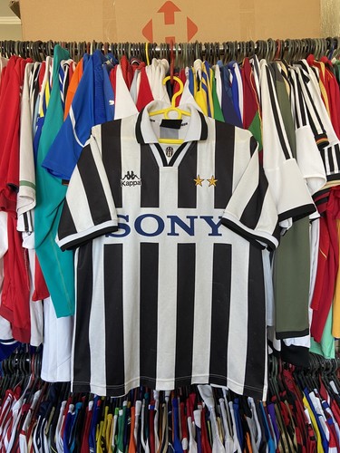 Juventus 1995 1997 home - juventus,
