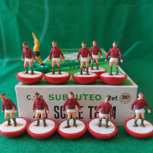 Mint subbuteo team 281 - team,