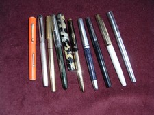 Dieci penne stilografiche antiche e vintage per restauro. Vedi foto.