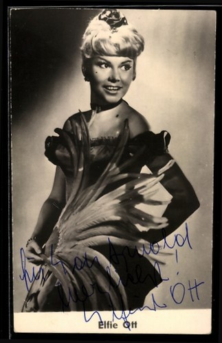 Attrice elfie ott con - attrice,