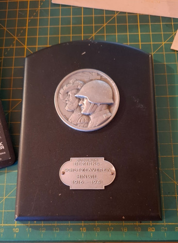 Medaglia targa targhetta