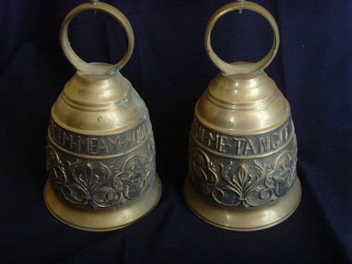 Coppia campane ottone qui - coppia,