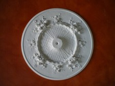 ROSONI IN GESSO BIANCO PER